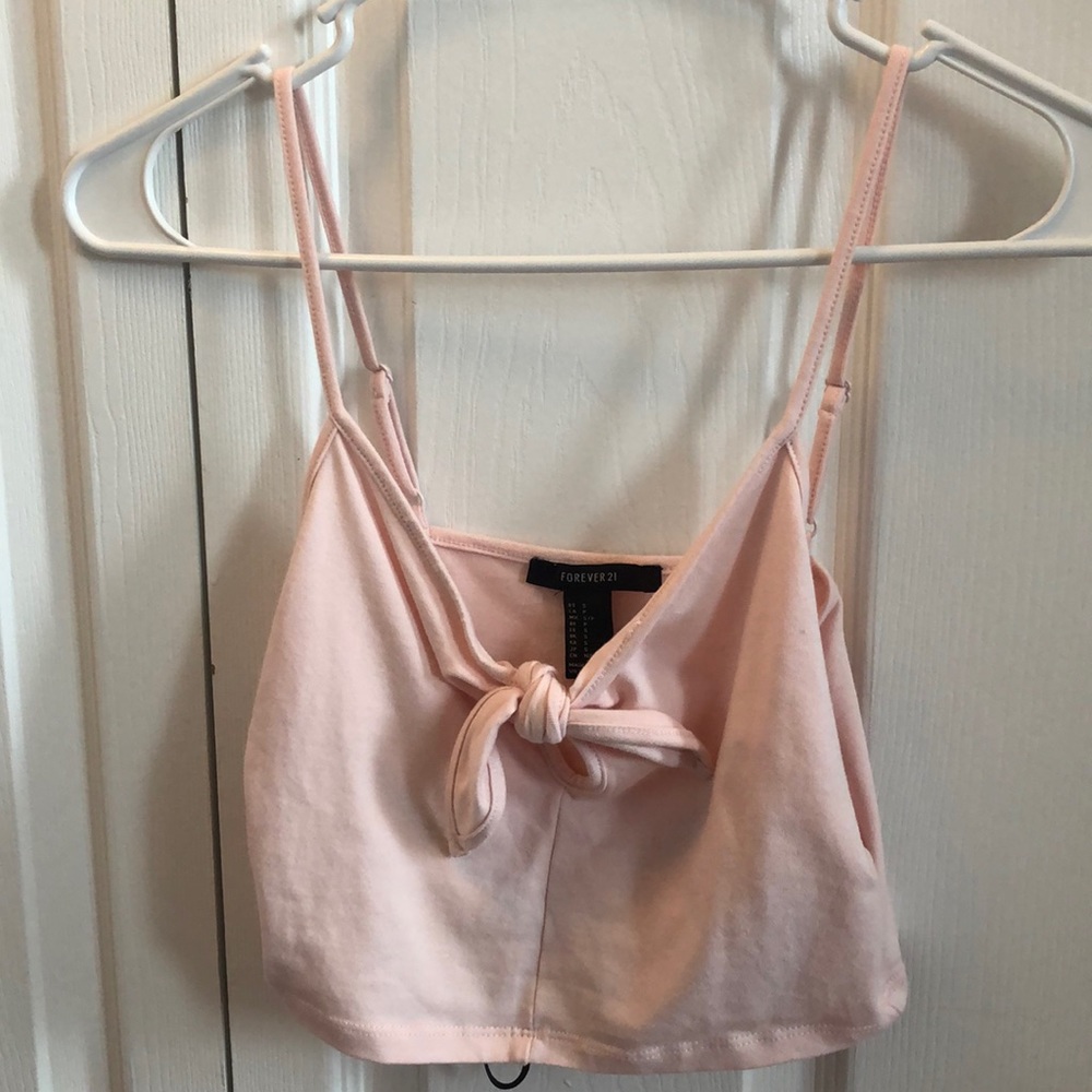 Light pink tie knot crop top